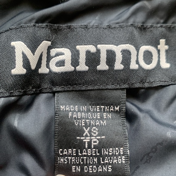 Marmot Shell Jacket - Picture 2 of 4